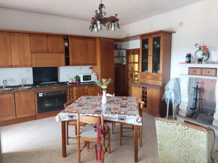 Image No.15-Villa / Détaché de 5 chambres à vendre à Rapino