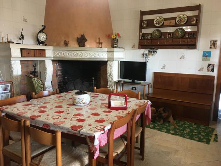 Image No.18-Villa / Détaché de 5 chambres à vendre à Rapino