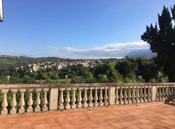 Image No.33-Villa / Détaché de 5 chambres à vendre à Rapino