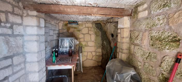 Image No.22-2 Bed Townhouse for sale