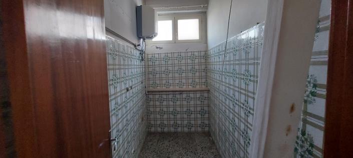 Image No.25-4 Bed Townhouse for sale