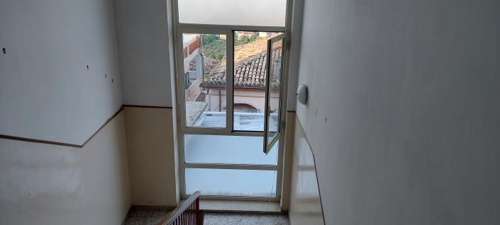 Image No.34-4 Bed Townhouse for sale