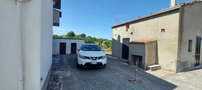 Image No.4-Propriété de pays de 1 chambre à vendre à Tornareccio