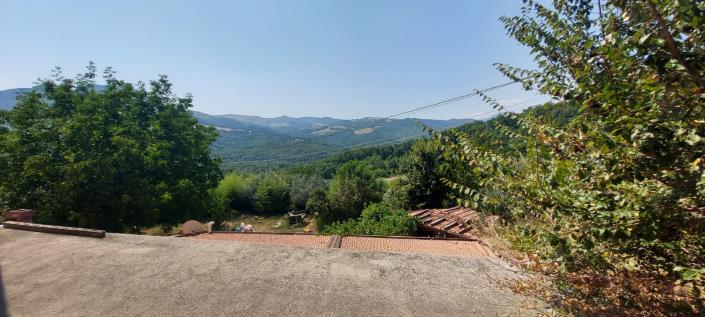 Image No.8-3 Bed Country Property for sale