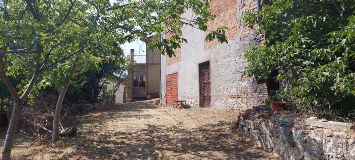 Image No.36-3 Bed Country Property for sale