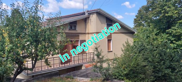 Image No.1-5 Bed Country House for sale