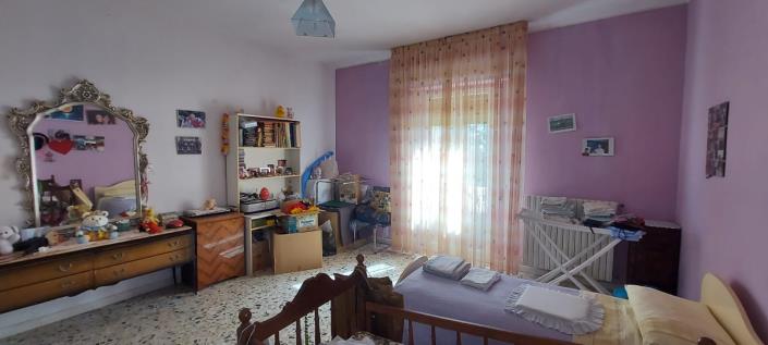 Image No.24-3 Bed Country Property for sale