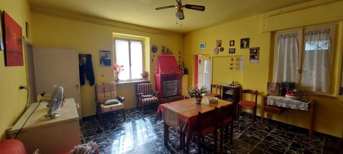 Image No.14-3 Bed Country Property for sale