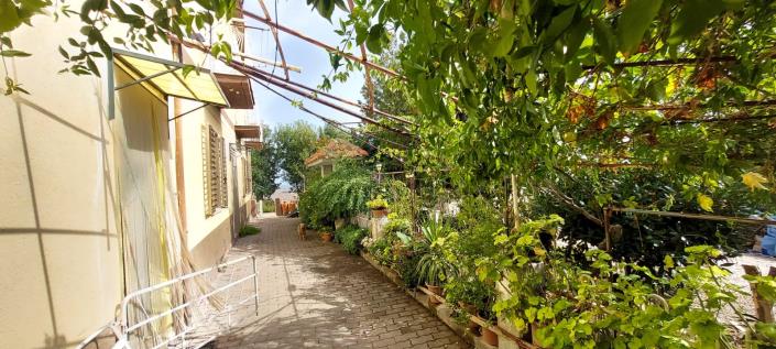 Image No.9-3 Bed Country Property for sale