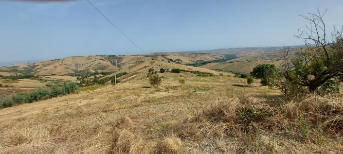 Image No.7-3 Bed Country Property for sale