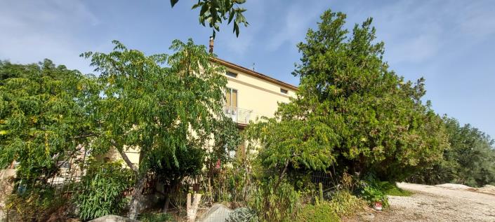 Image No.4-3 Bed Country Property for sale