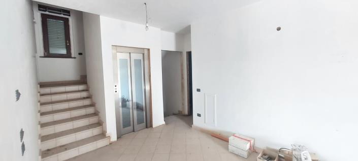 Image No.9-4 Bed House/Villa for sale