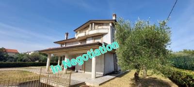4 Bed House/Villa for sale
