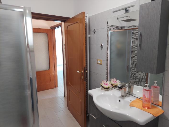 Image No.14-4 Bed Villa for sale