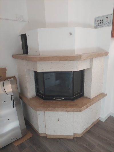 Image No.13-2 Bed Semi-Detached for sale