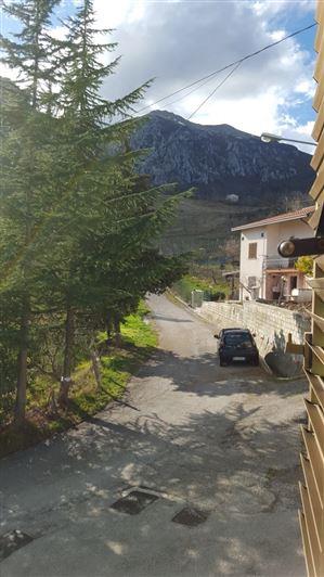 Image No.16-2 Bed House for sale