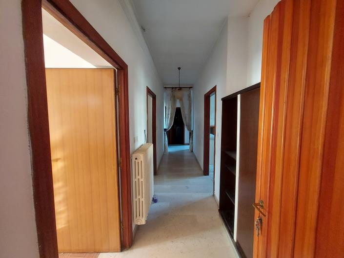 Image No.30-6 Bed Villa / Detached for sale