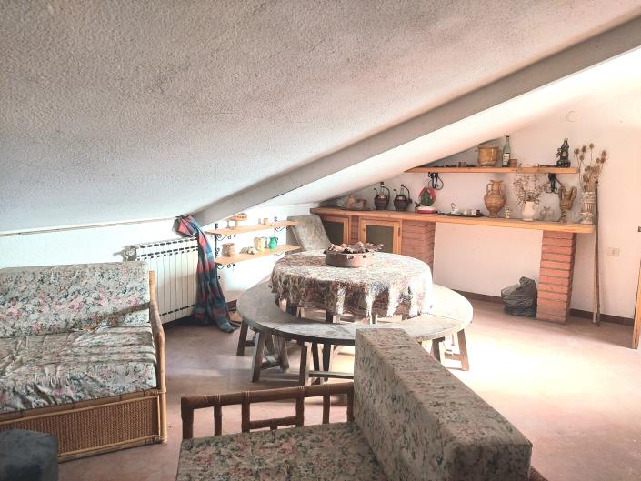 Image No.47-6 Bed Villa / Detached for sale