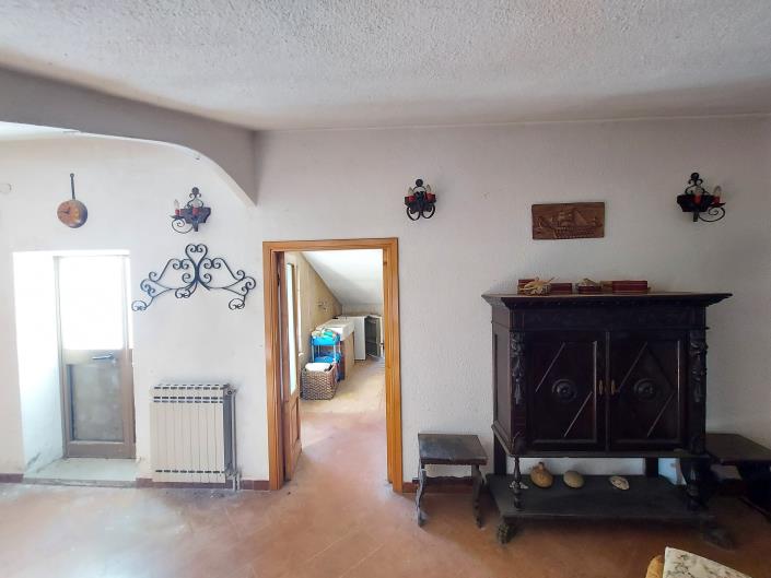 Image No.56-6 Bed Villa / Detached for sale