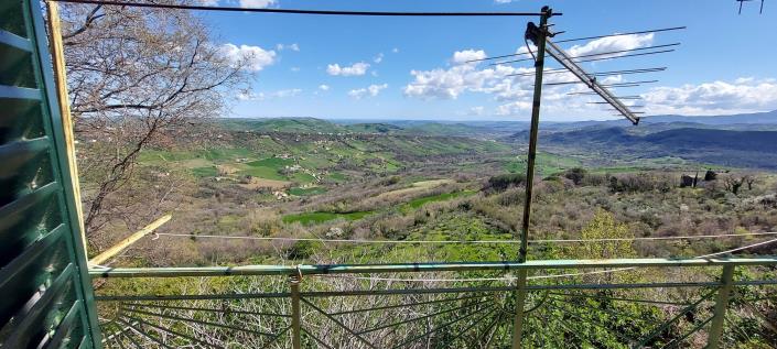 Image No.9-1 Bed Townhouse for sale