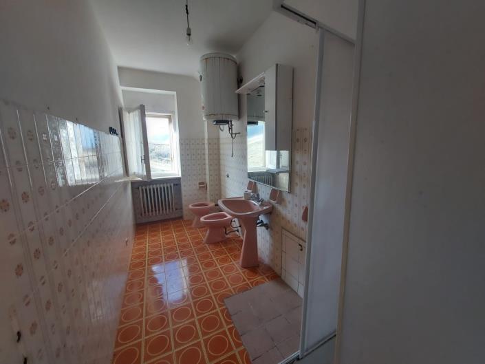 Image No.12-2 Bed House/Villa for sale