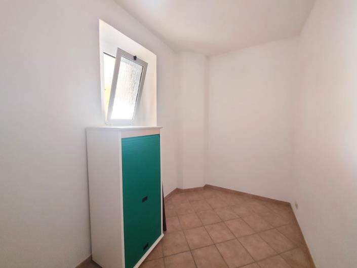 Image No.22-3 Bed Semi-Detached for sale