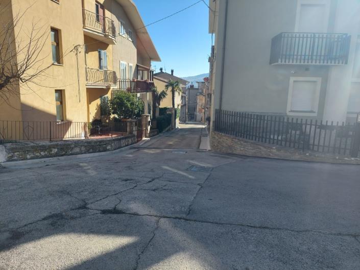 Image No.38-3 Bed Semi-Detached for sale