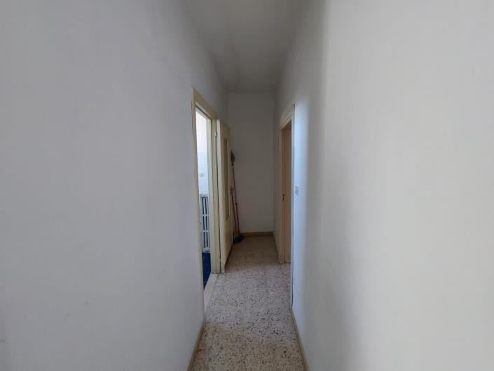 Image No.17-2 Bed Townhouse for sale