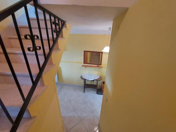 Image No.15-2 Bed Townhouse for sale