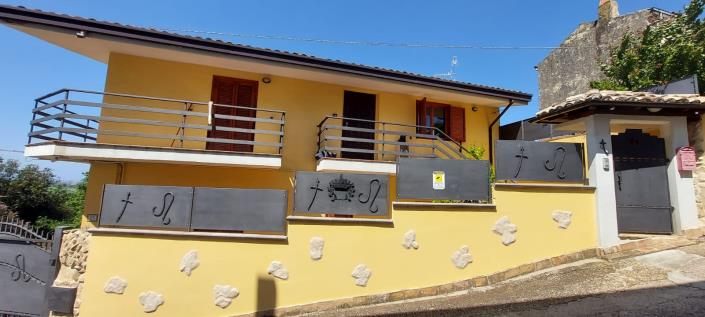 Image No.2-Maison / Villa de 3 chambres à vendre à San Vito Chietino