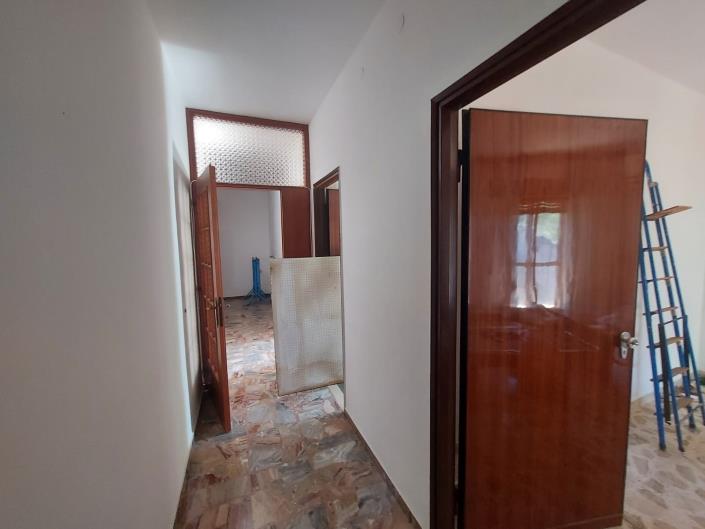 Image No.20-2 Bed Apartment for sale