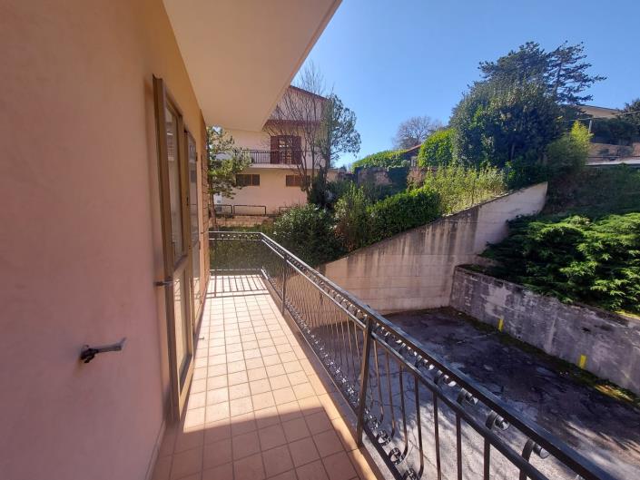 Image No.26-2 Bed Apartment for sale