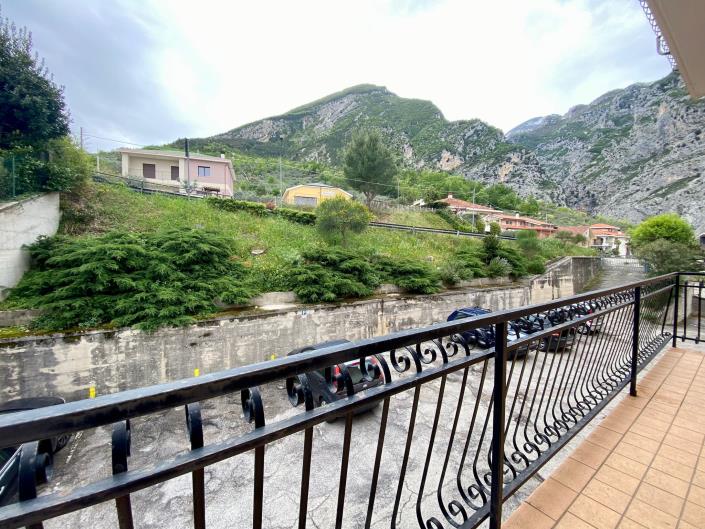 Image No.27-2 Bed Apartment for sale