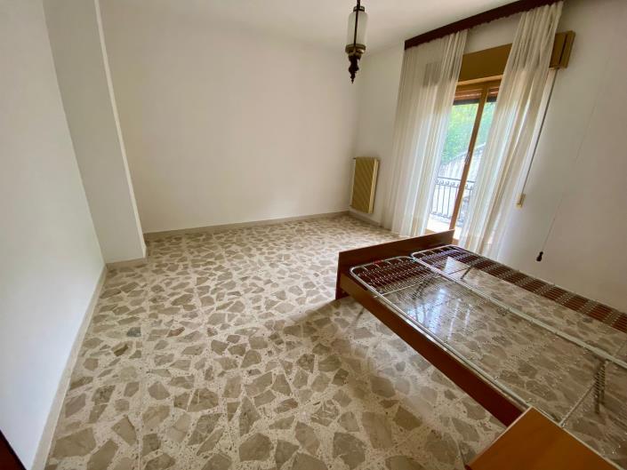 Image No.22-2 Bed Apartment for sale