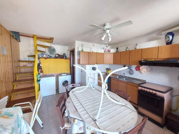 Image No.12-2 Bed Townhouse for sale