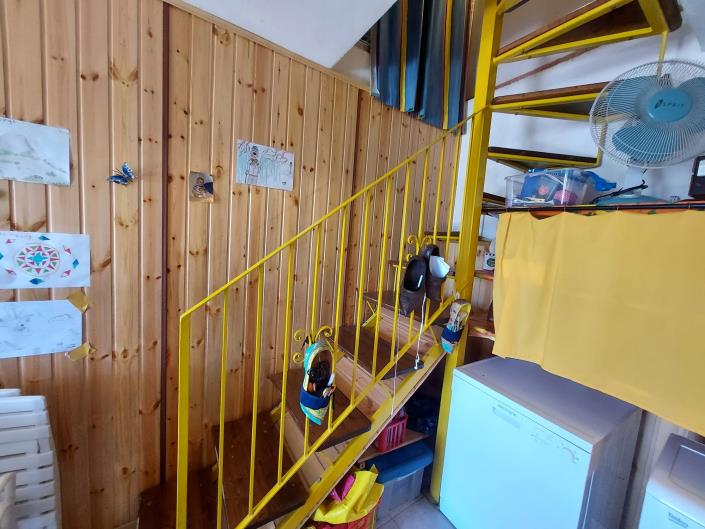 Image No.17-2 Bed Townhouse for sale