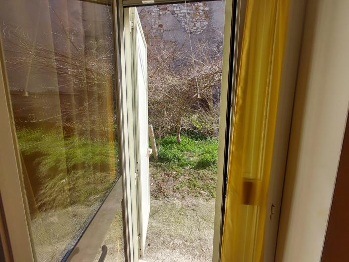 Image No.19-2 Bed Townhouse for sale