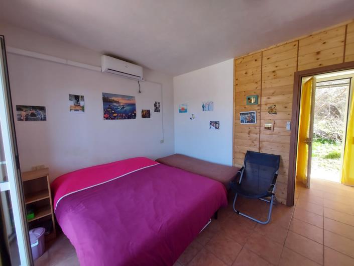 Image No.20-2 Bed Townhouse for sale