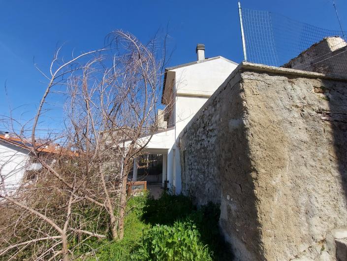 Image No.38-2 Bed Townhouse for sale