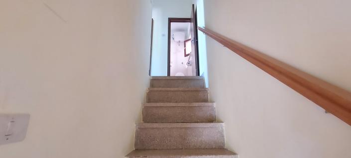 Image No.12-2 Bed Townhouse for sale