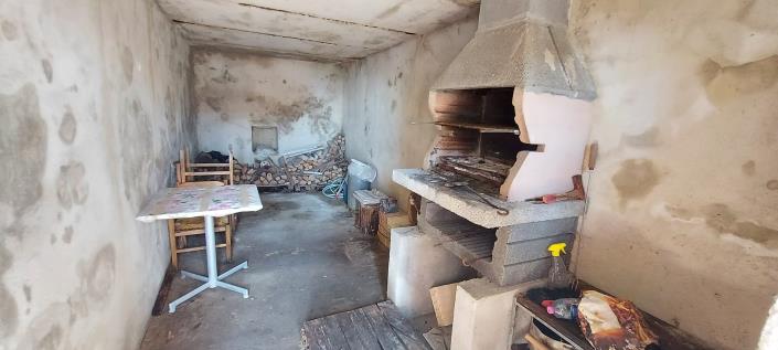 Image No.26-2 Bed Townhouse for sale