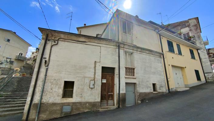 Image No.3-1 Bed Townhouse for sale