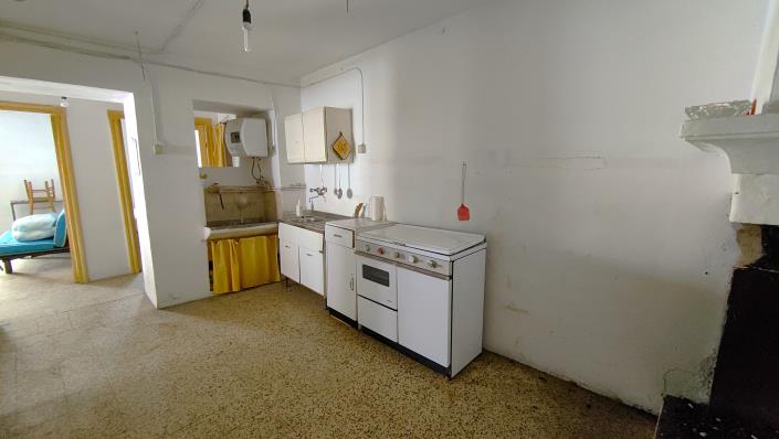 Image No.16-1 Bed Townhouse for sale