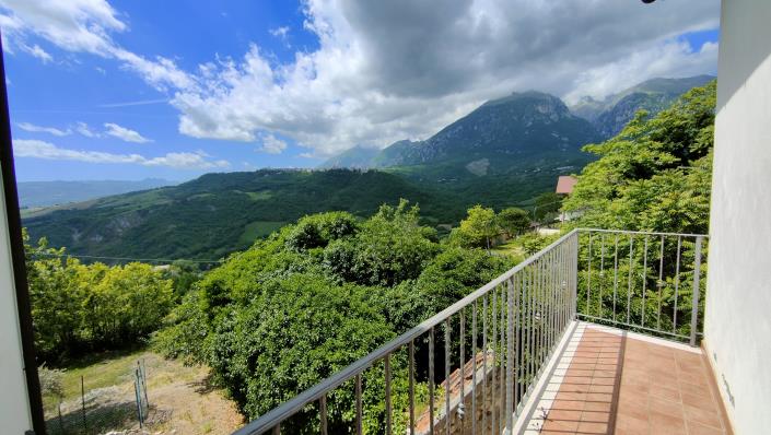 Image No.27-5 Bed Villa for sale