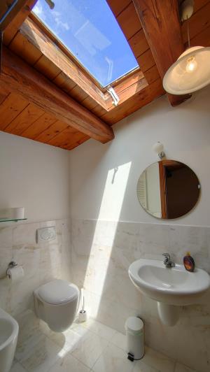 Image No.40-5 Bed Villa for sale