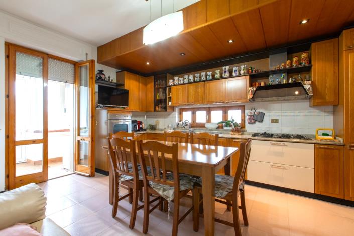 Image No.21-4 Bed Villa / Detached for sale