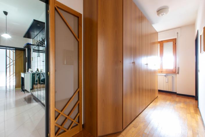 Image No.26-4 Bed Villa / Detached for sale