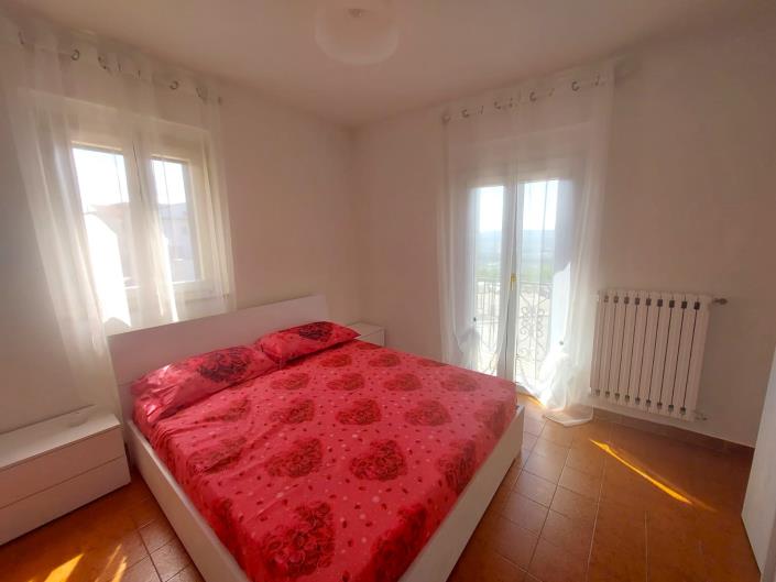 Image No.5-2 Bed Townhouse for sale