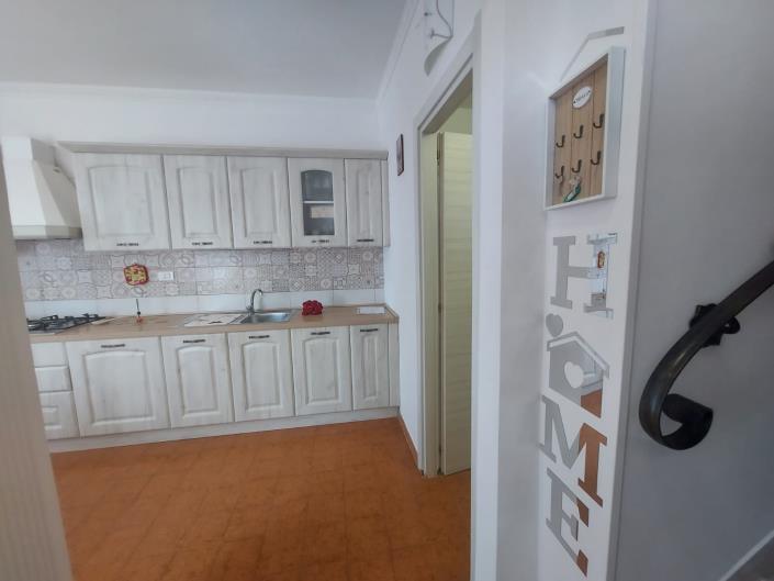 Image No.13-2 Bed Townhouse for sale