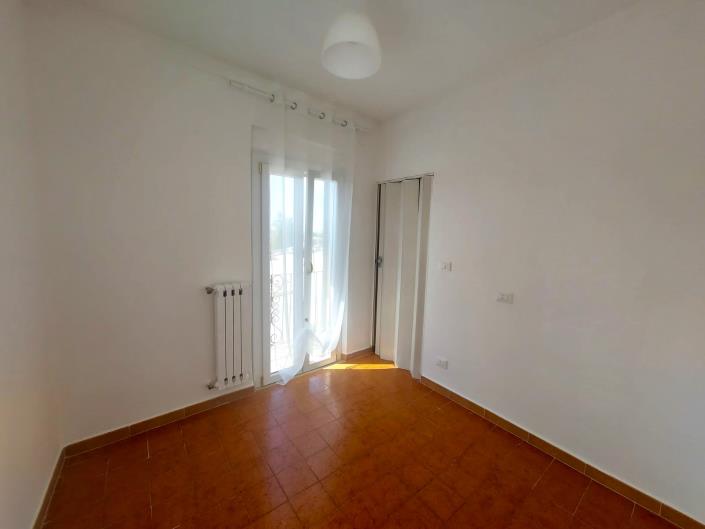 Image No.36-2 Bed Townhouse for sale